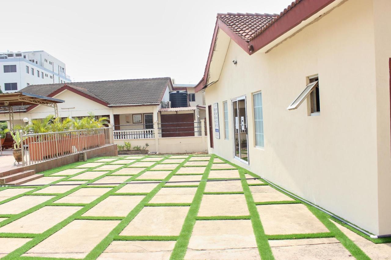 The Congress Hotel Accra Bagian luar foto