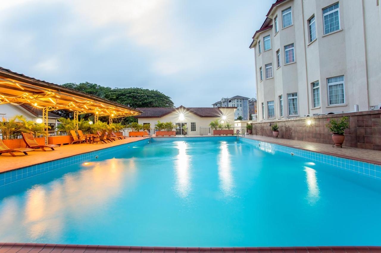 The Congress Hotel Accra Bagian luar foto