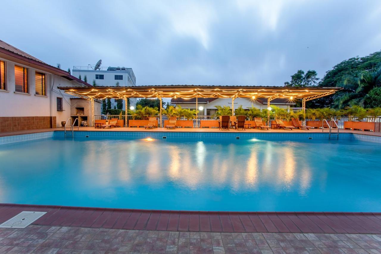 The Congress Hotel Accra Bagian luar foto